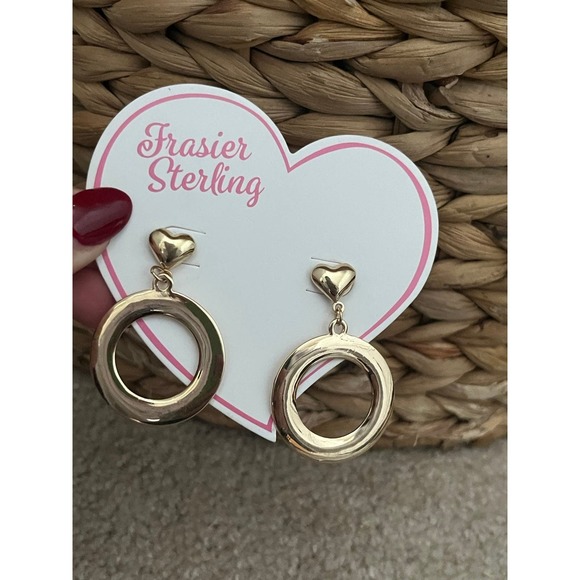 NWT sterling silver heart earrings - Picture 5 of 7